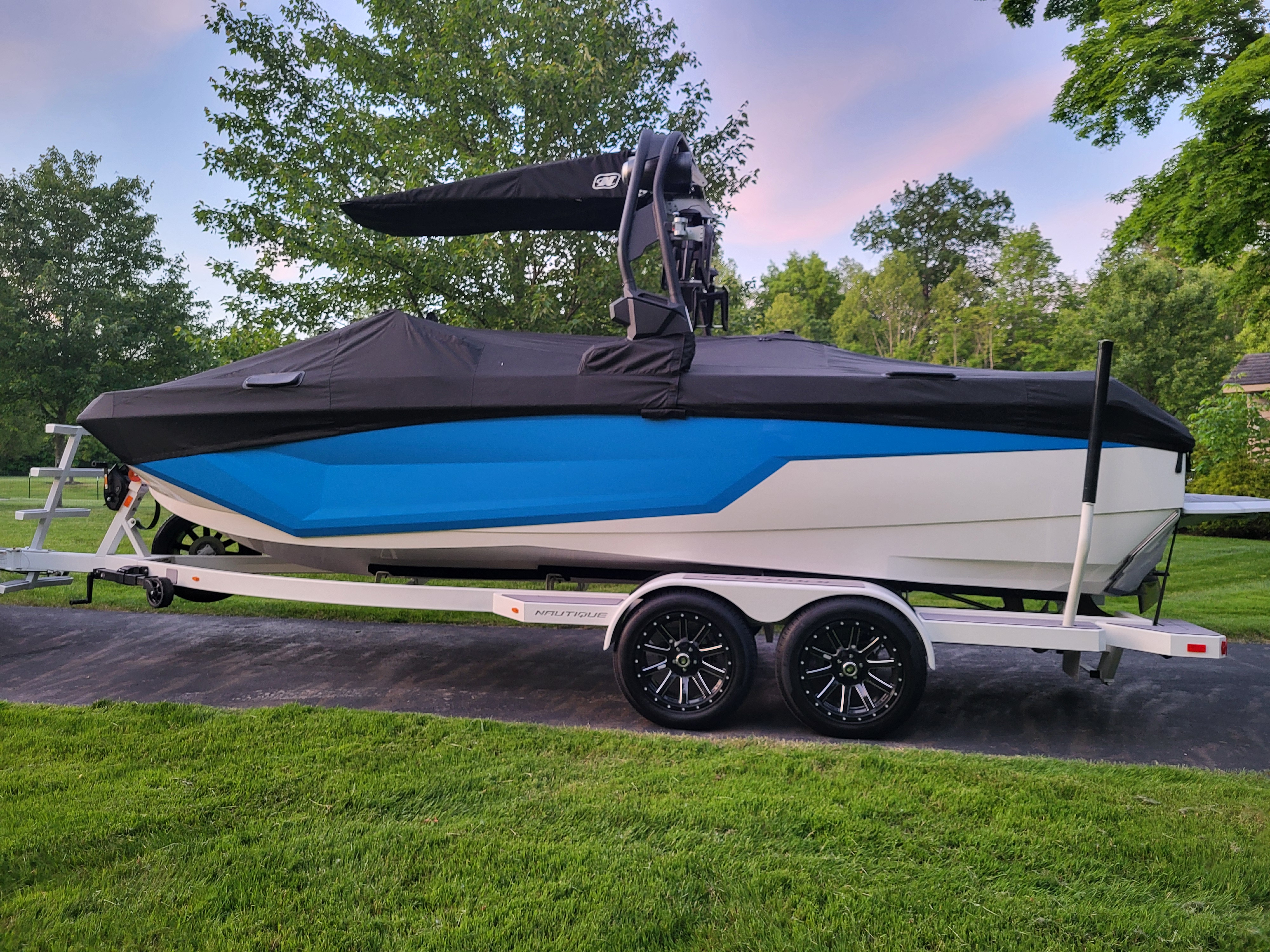2023 Super Air Nautique GS22 Icon